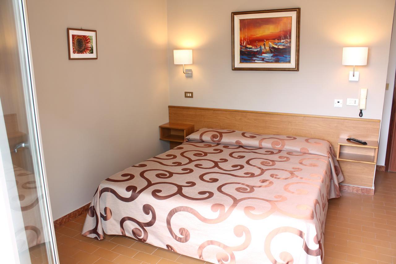 Hotel Helga Caorle Ngoại thất bức ảnh