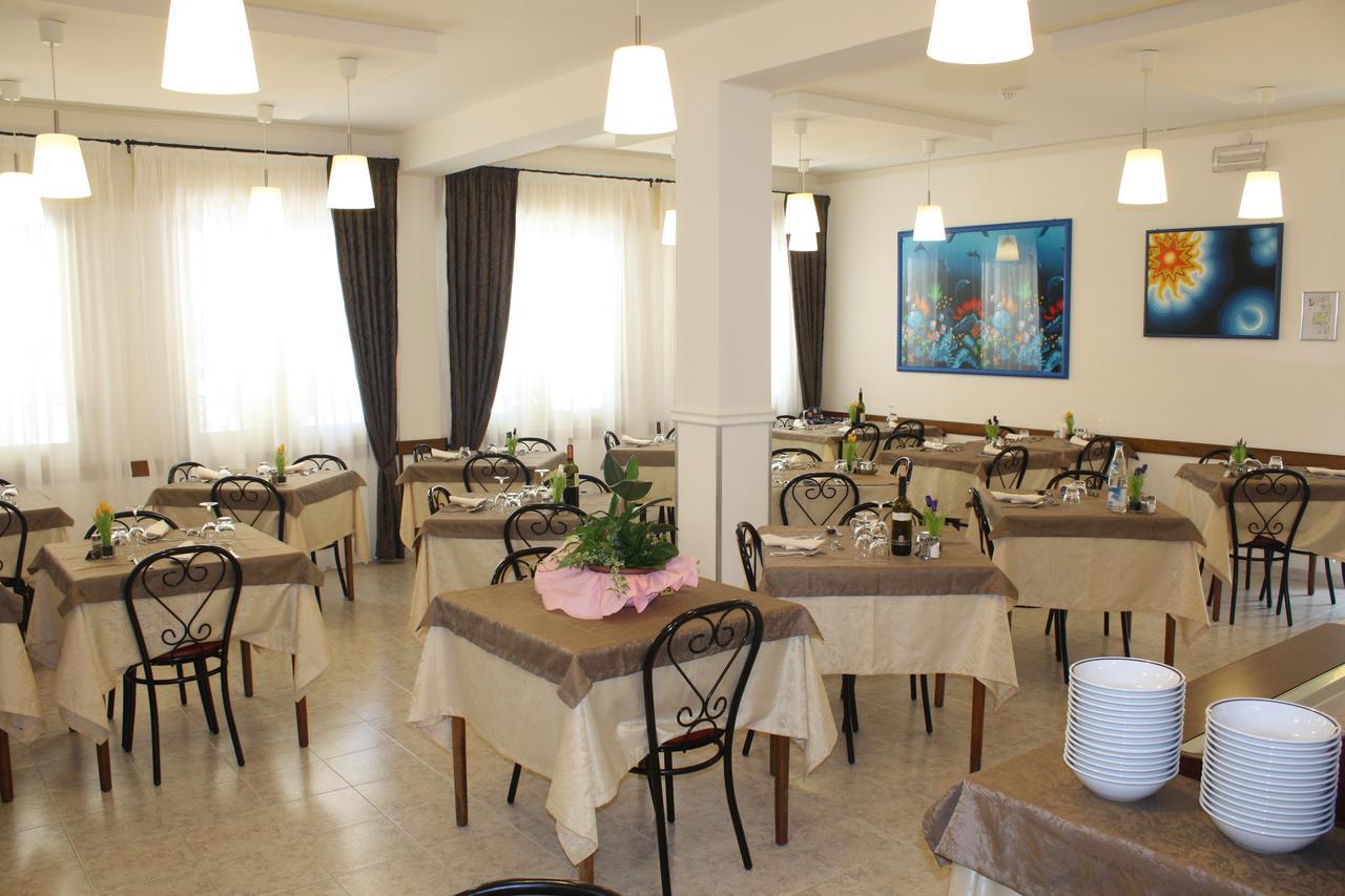 Hotel Helga Caorle Ngoại thất bức ảnh