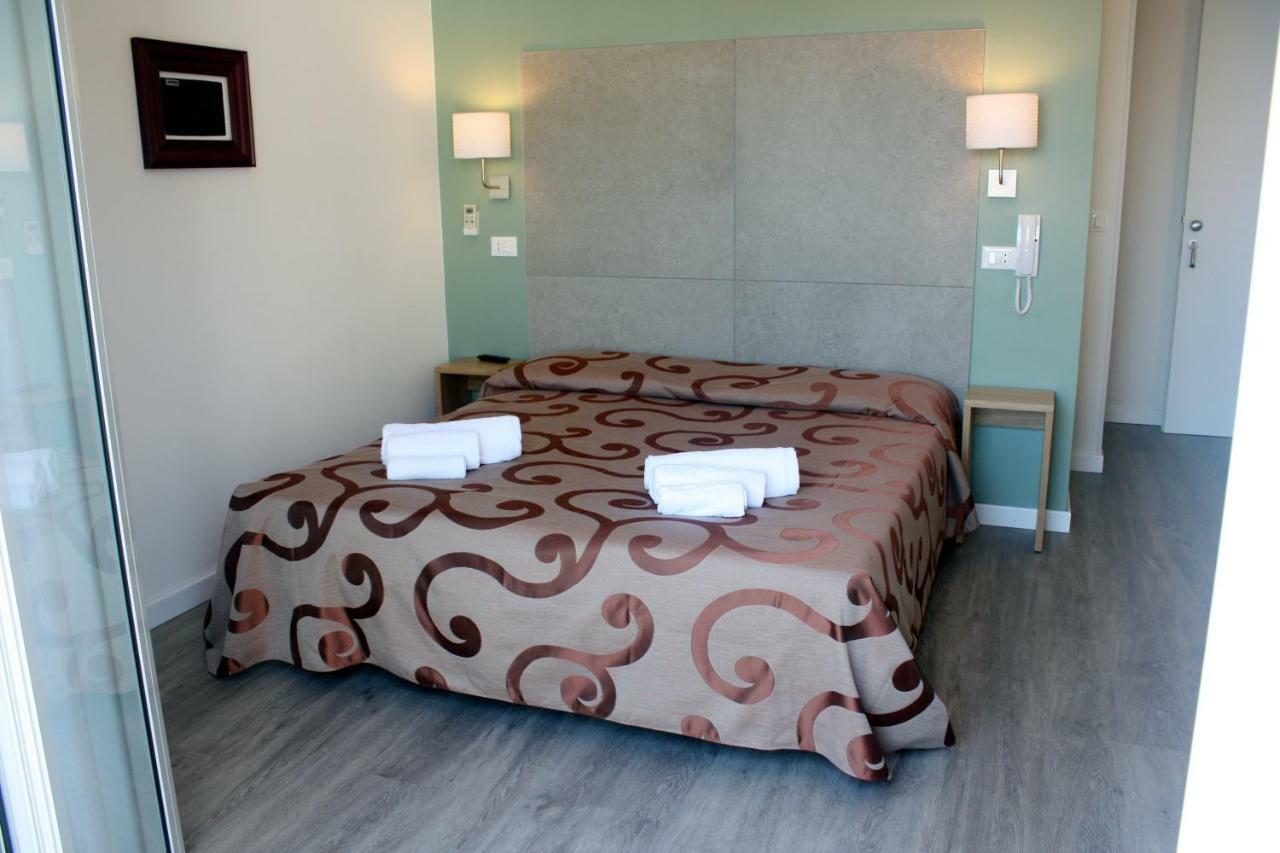 Hotel Helga Caorle Ngoại thất bức ảnh